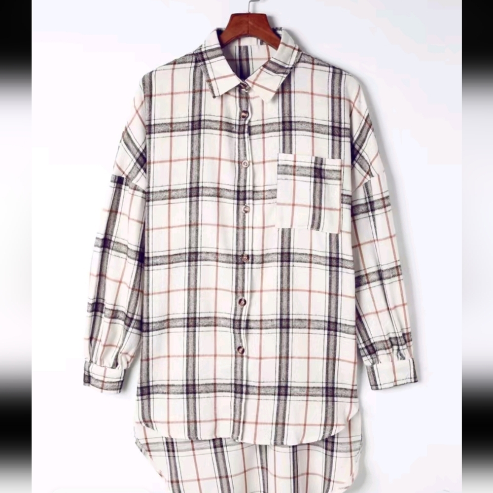 Women's Plaid Button-Up - Picture 4 of 4